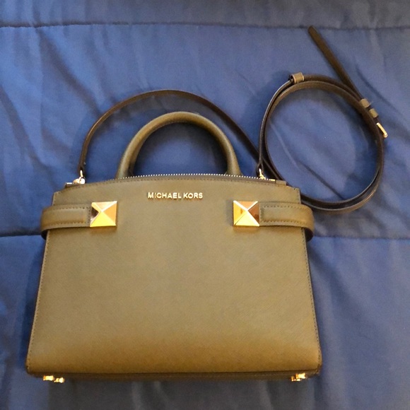 Michael Kors Handbags - Michael Kors handbag.